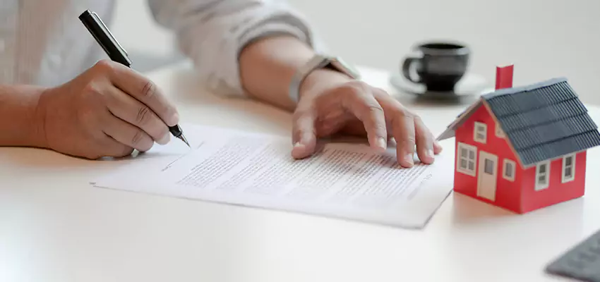 How We Calculate Your Sell House in Foreclosure Offer in East Meadow, New York?