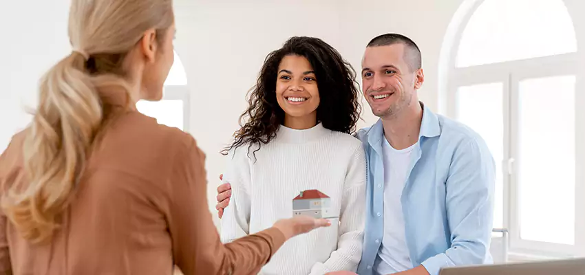 How We Calculate Your Sell House Without Closing Costs Offer in East Meadow, NY?