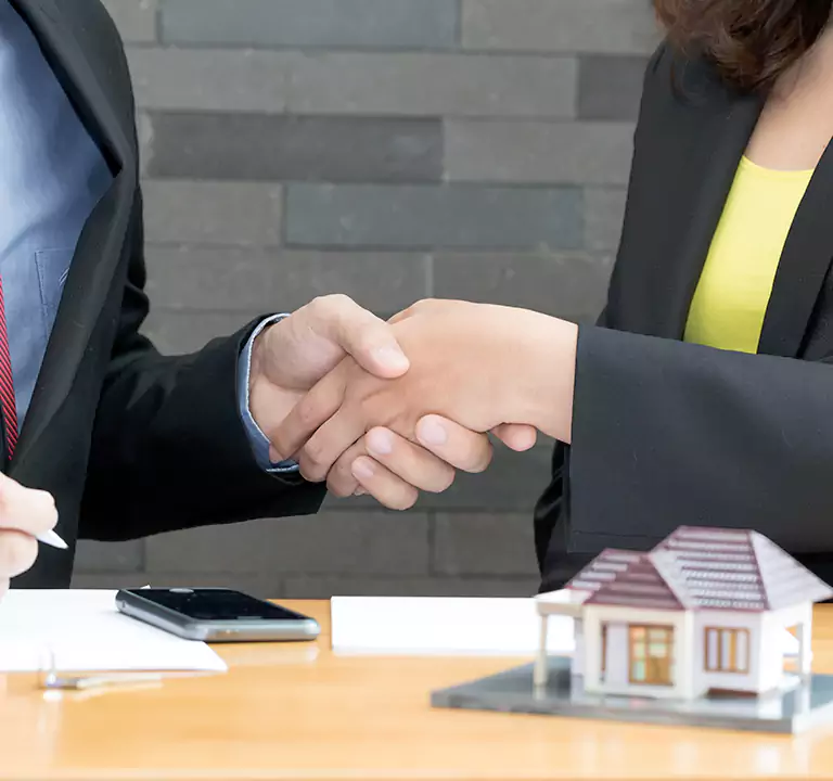 Why Sell to Us Instead of Letting the Home Go to Auction in East Meadow, NY?